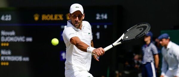 Tenis, Novak Djokovič během finále grandslamu Wimbledon, Londýn, Anglie