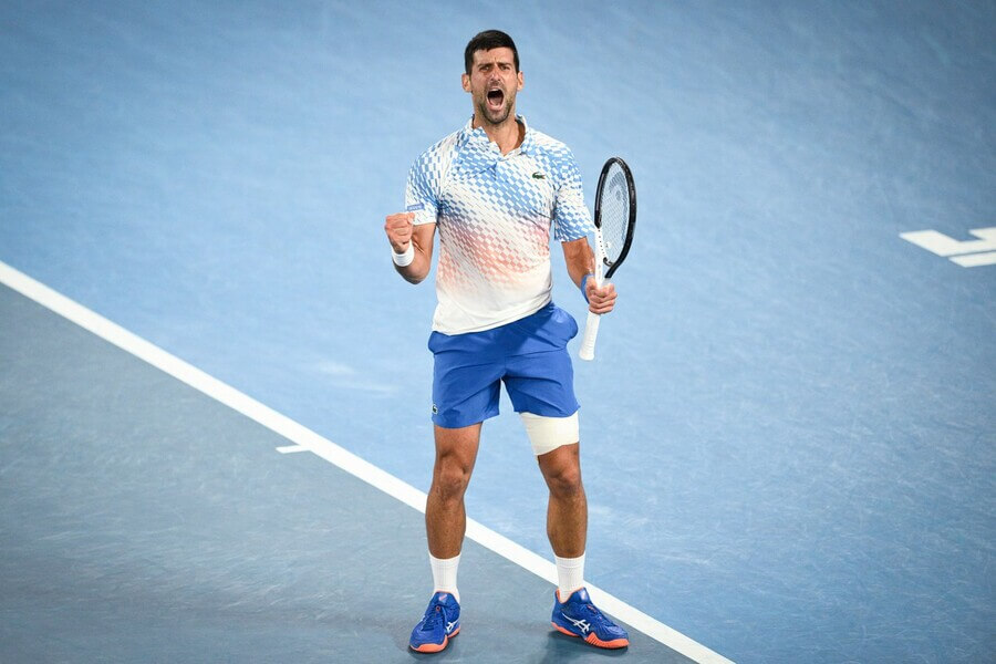 Tenis, Novak Djokovič se raduje z vítězství na Australian Open 2023 v Melbourne
