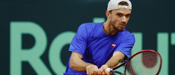 Tenis, ATP, Tomáš Macháč během Davis Cupu 2023 v Portugalsku