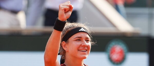 Tenis, WTA, Karolína Muchová se raduje z postupu do finále French Open - Roland Garros