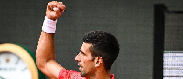 Tenis, Novak Djokovič oslavuje vítězství na French Open - Roland Garros v Paříži
