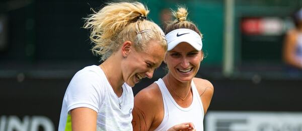 Kateřina Siniaková a Markéta Vondroušová na turnaji WTA 500 Berlín postoupily do finále čtyřhry