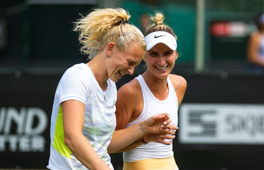 Kateřina Siniaková a Markéta Vondroušová na turnaji WTA 500 Berlín postoupily do finále čtyřhry
