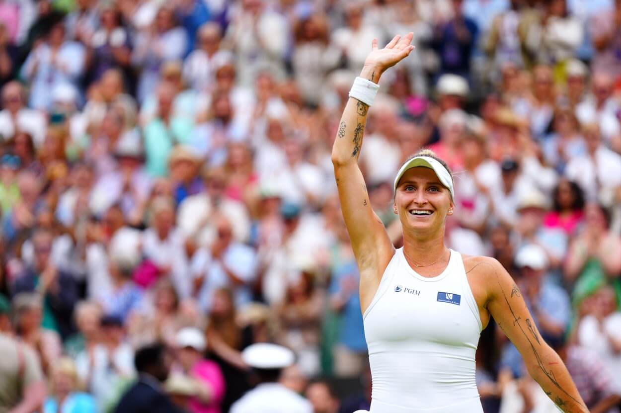 Markéta Vondroušová v Londýně slaví postup do finále Wimbledonu 2023