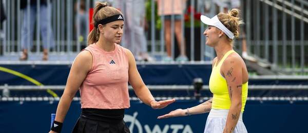 České tenistky Karolína Muchová a Markéta Vondroušová během turnaje WTA 1000 Montreal 2023