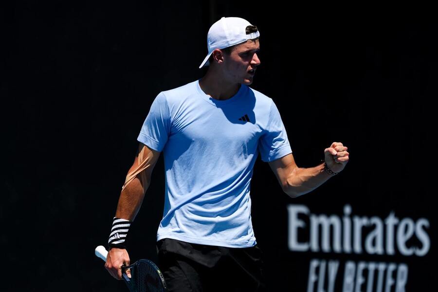 Tenis, ATP, Jakub Menšík během kvalifikace na Australian Open, Melbourne